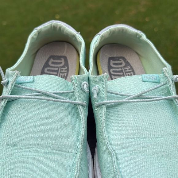 Hey Dude Girls Wendy Glitter Shoes (Color: Moon Stone)(Size: Y5 or L6) EUC - Picture 8 of 14